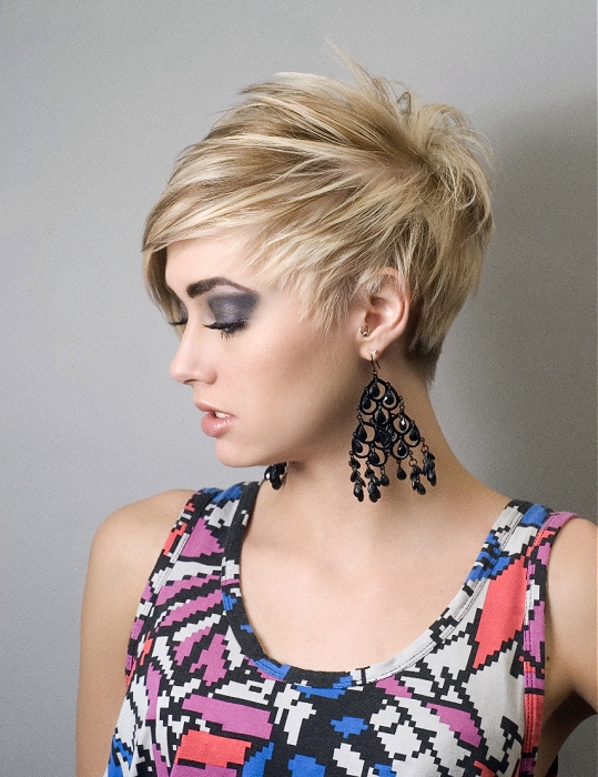 Bobbers short blonde Hairstyles