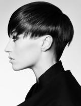 Short Layered Hairstyle by Ken Picton