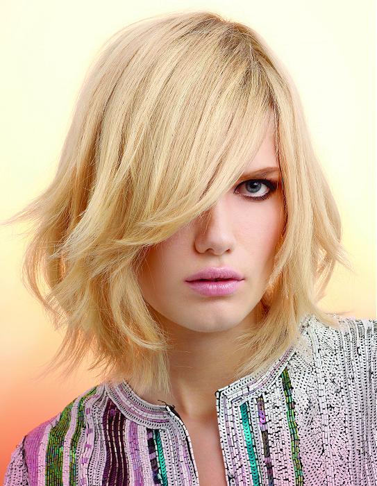 Medium Blonde Hairstyles