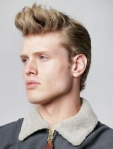 Mens Short Blonde Hairstyle by Cebado