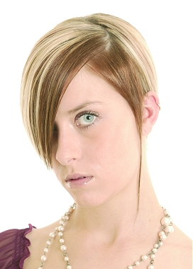 A short blonde straight hairstyle by Regis